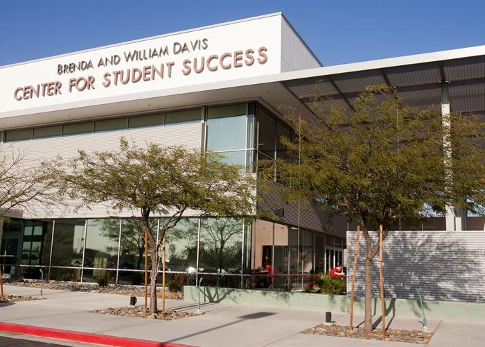 Brenda & William Davis Center for Student Success